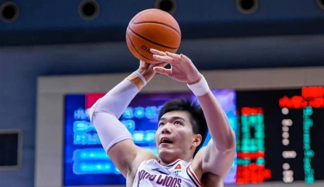 CBA联赛延期开赛,球队备战热火朝天的简单介绍 CBA联赛延期开赛,球队备战热火朝天的简单介绍