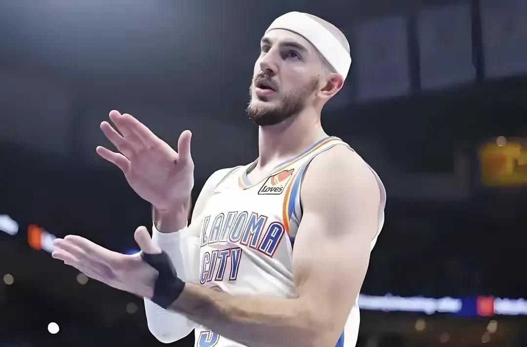 土耳其男篮碾压雄鹿B队，卡鲁索送出助攻