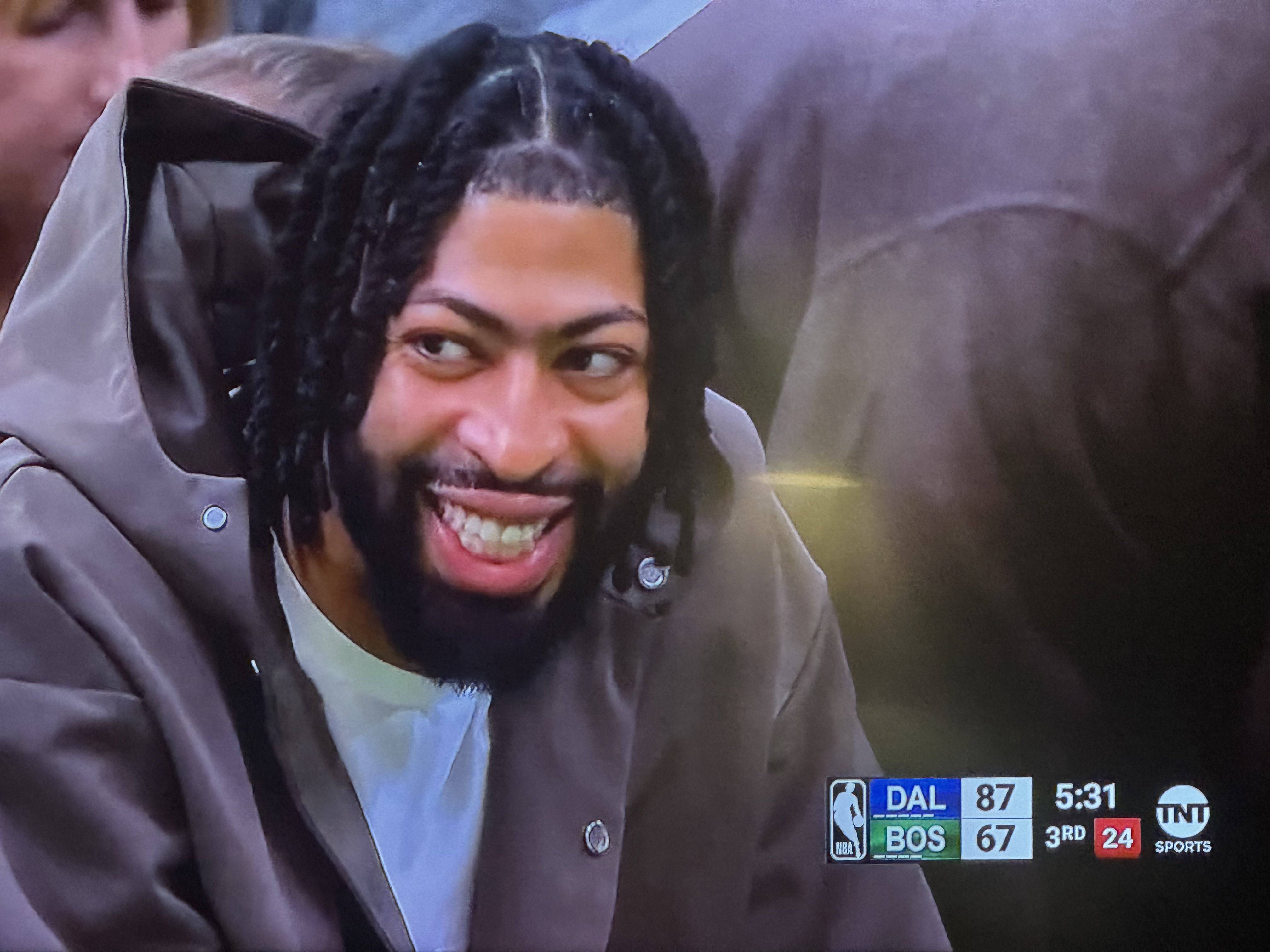 关于独行侠力克火箭,浓眉统治全场的信息 关于独行侠力克火箭,浓眉统治全场的信息