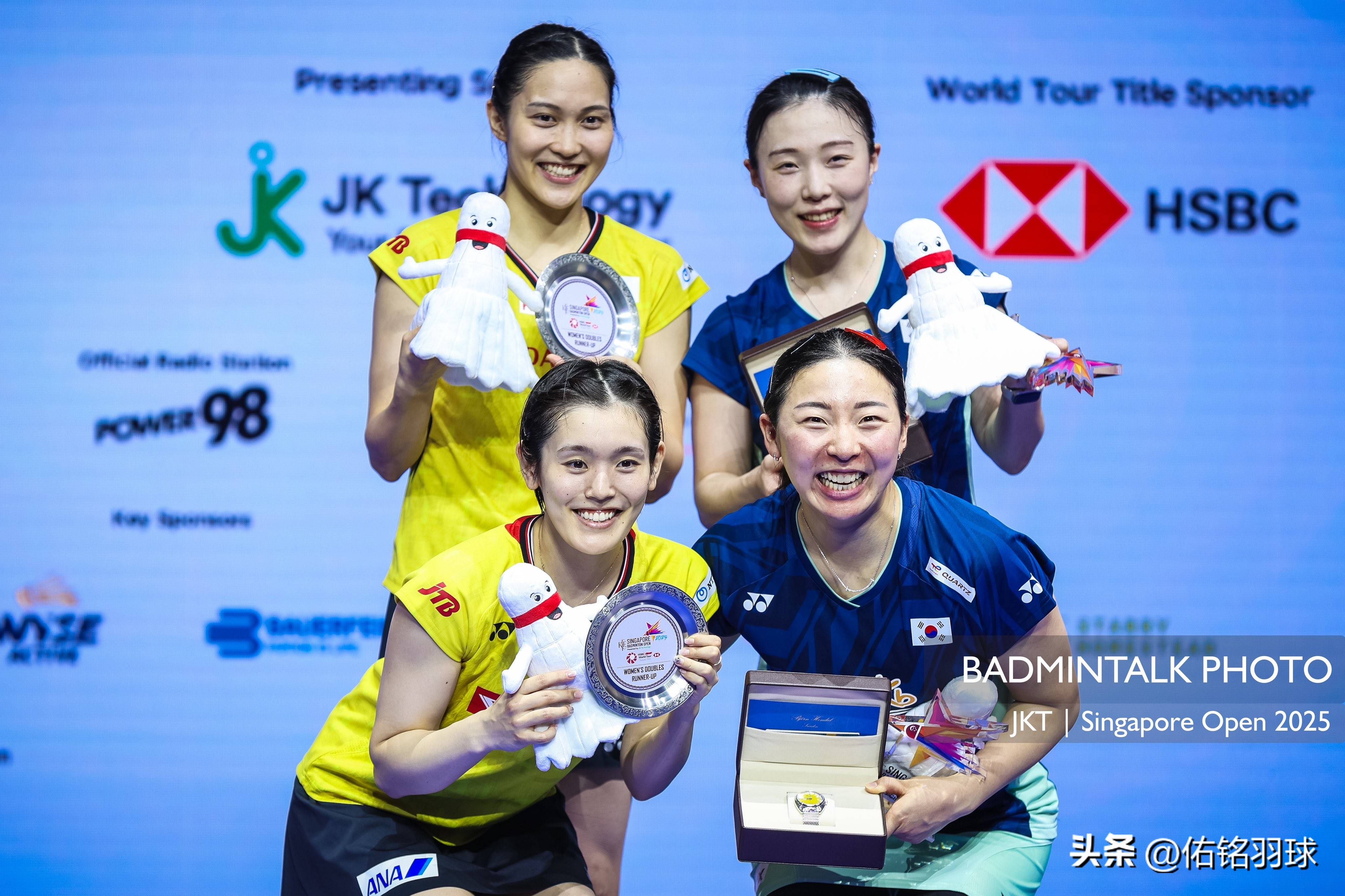 包含泰国羽毛球队轻取韩国羽毛球队，辛杜一己之力扛起全队的词条