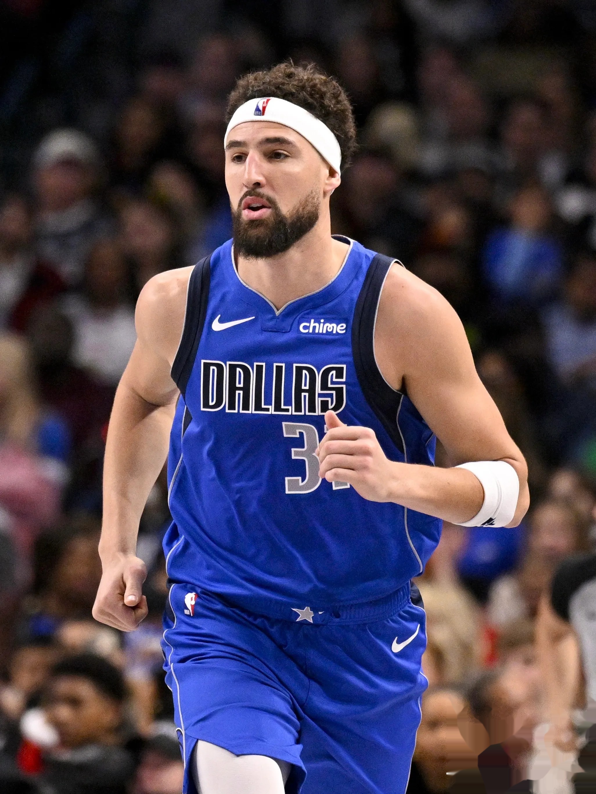 湖人血洗独行侠，西蒙斯惊艳世界的简单介绍