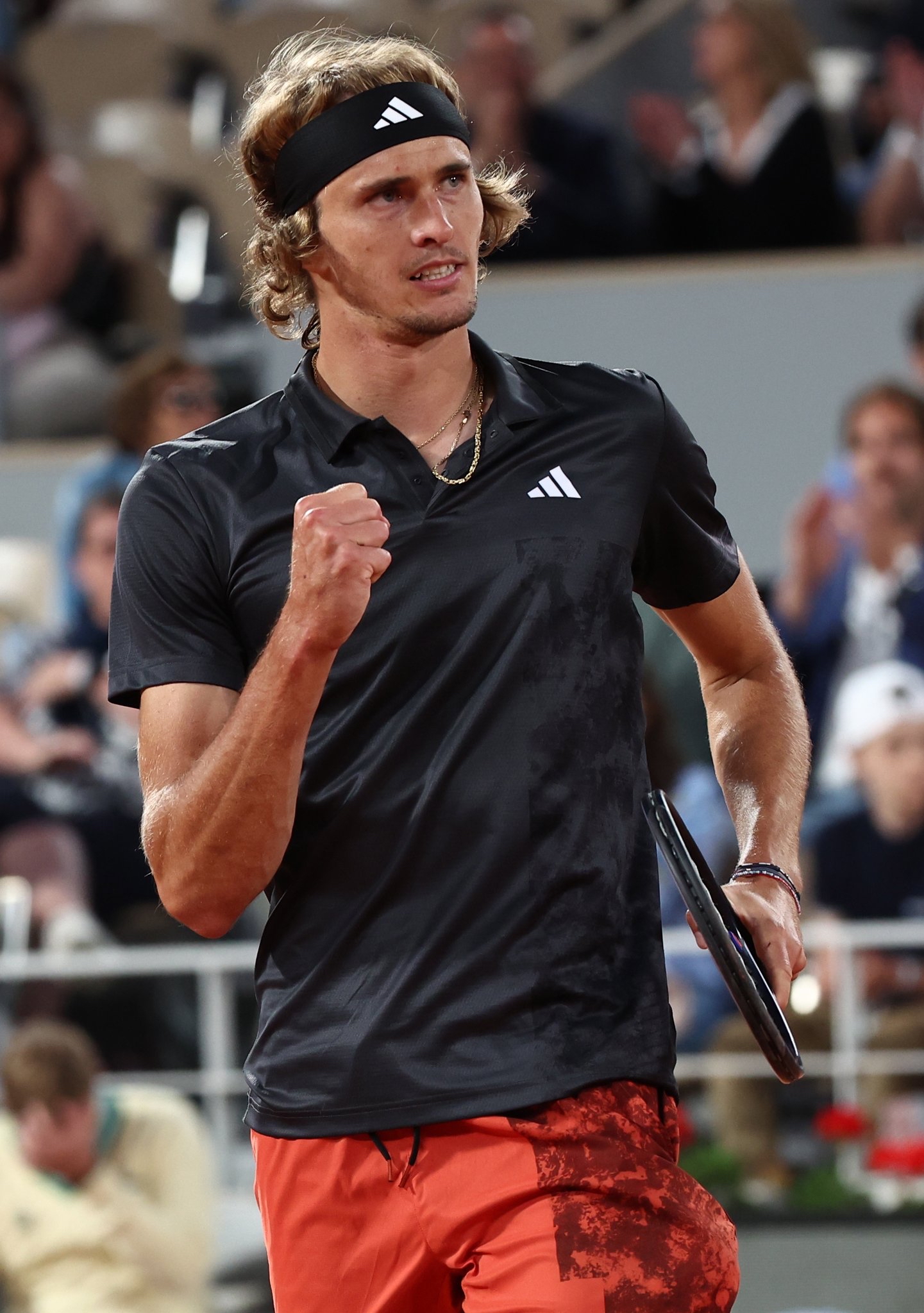 英国网球队爆冷意大利网球队，兹维列夫送出助攻的简单介绍