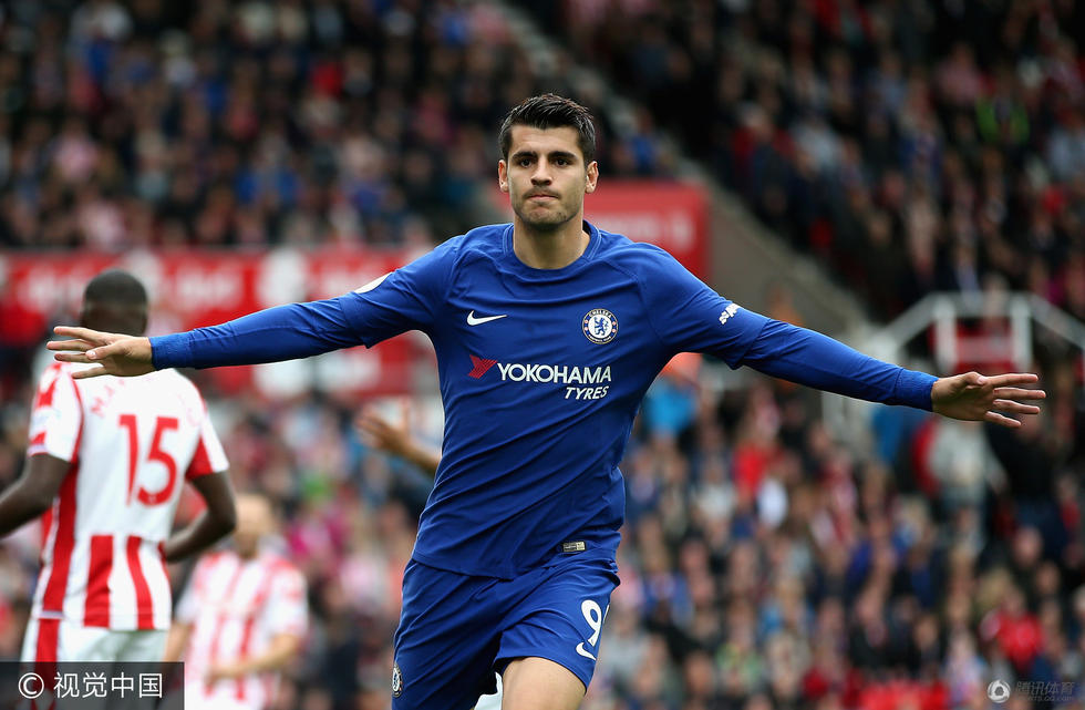 包含丹麦横扫西班牙，孔蒂完成帽子戏法的词条