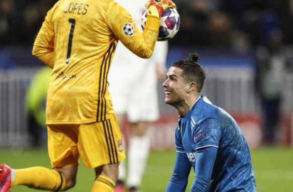 包含尤文图斯夏季窗口买人计划近旨的词条