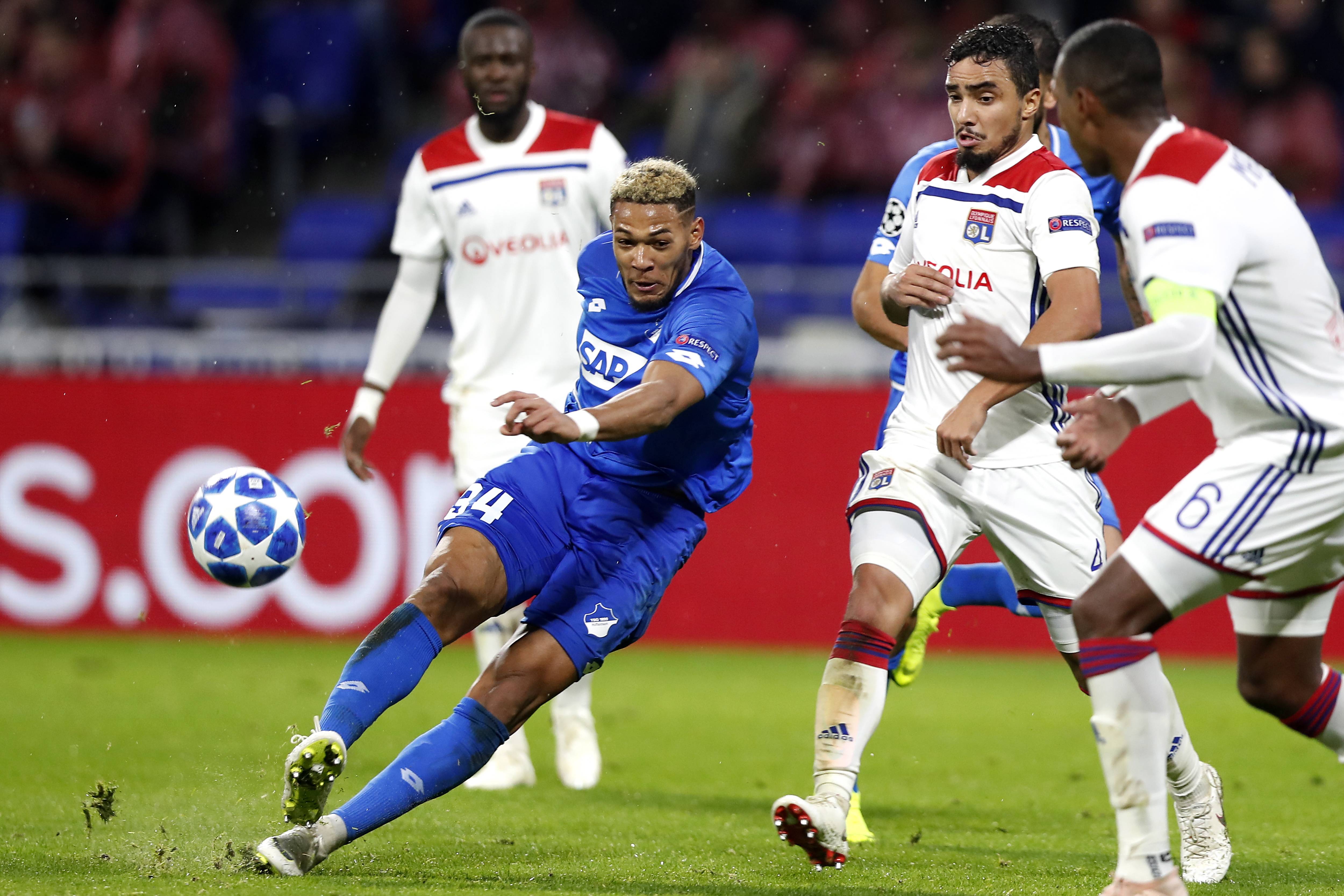 里尔主场大胜里昂,取得重要胜利的简单介绍 里尔主场大胜里昂,取得重要胜利的简单介绍