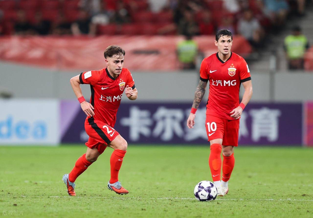 关于上海上港逼平恒大，保持不败纪录的信息