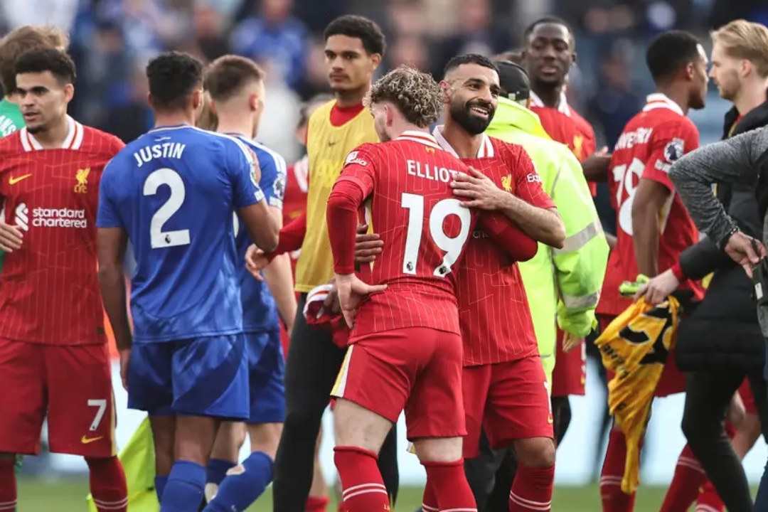 包含利物浦战平巴萨，艰难难分胜负的词条