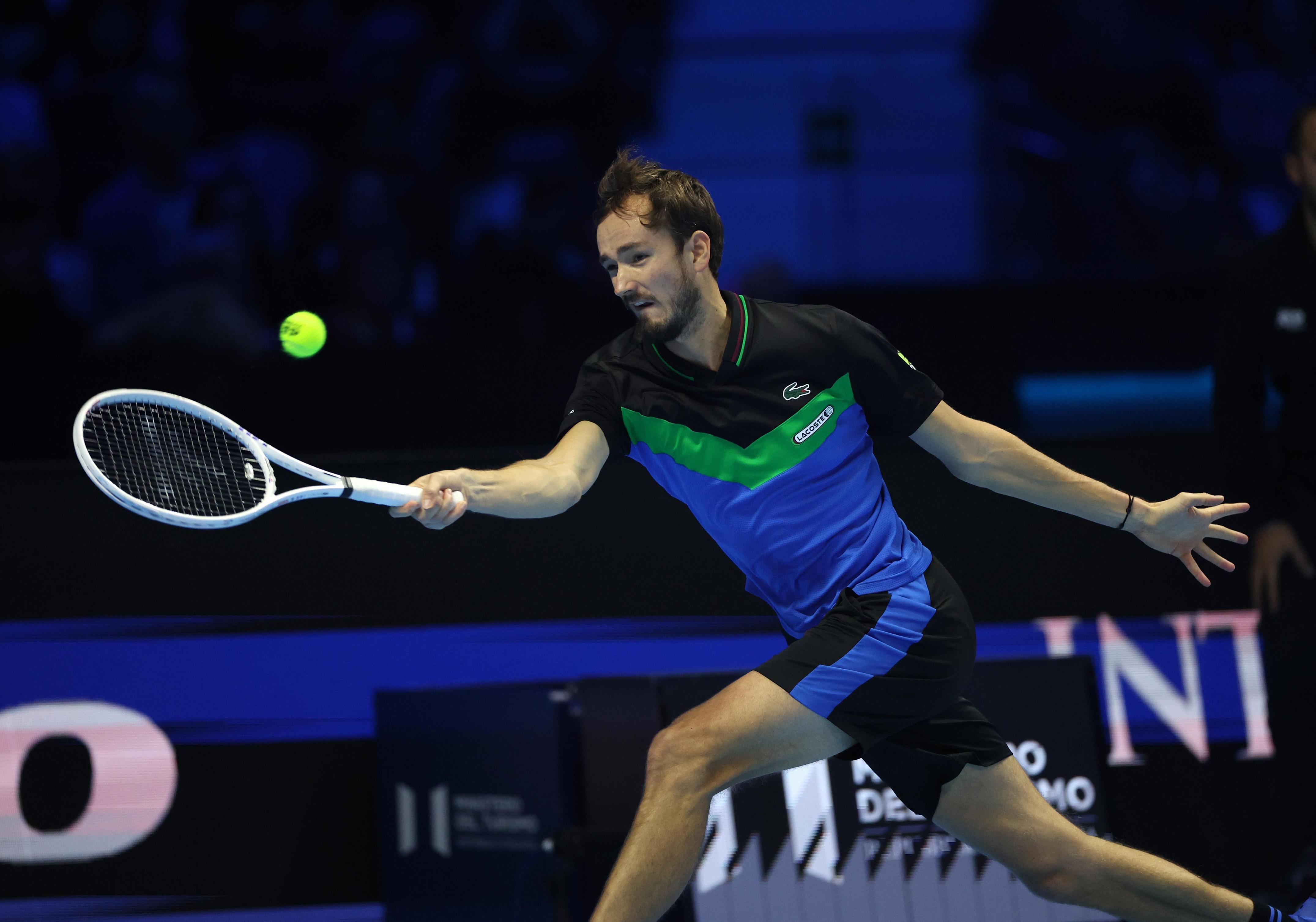 关于年终总决赛鏖战温网，兹维列夫状态火热的信息